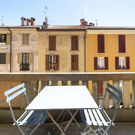 Refined In The Heart Of With Balcony *