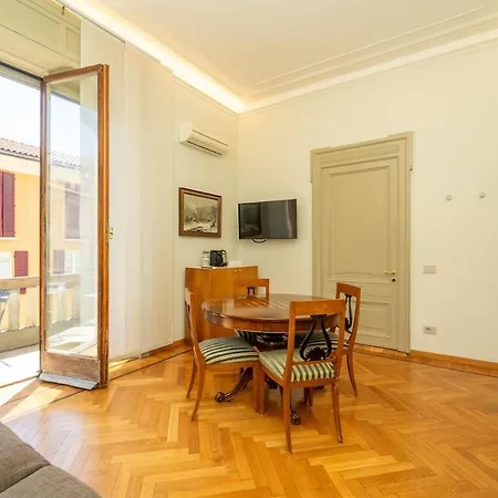 Refined In The Heart Of With Balcony *